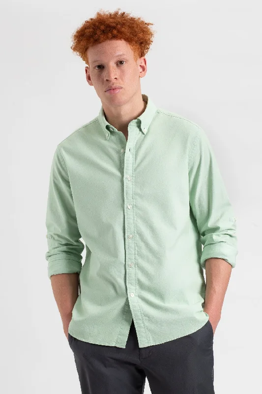 St. Ives Resort Oxford Shirt - Pistachio Sophisticated Men's French