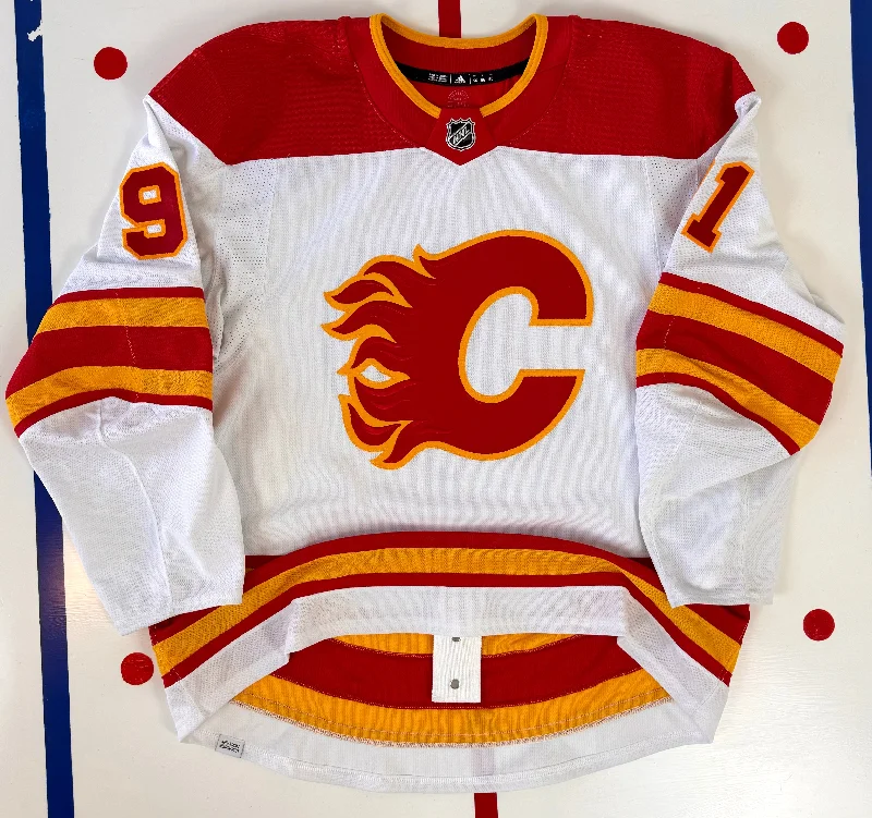 Calgary Flames 2022-Present Nazem Kadri NHL Hockey Jersey (56/XXL) Sporty Men's Tennis