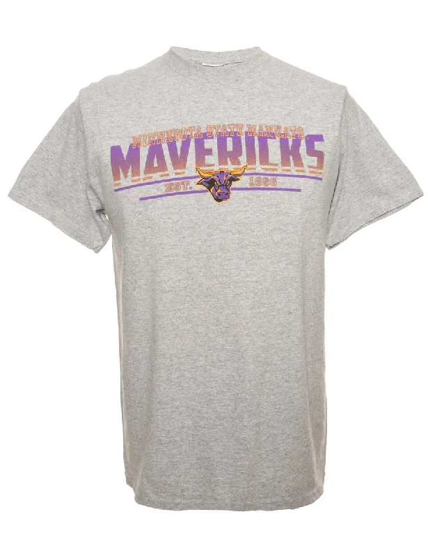 Minnesota State Mavericks Sports T-shirt - M Street