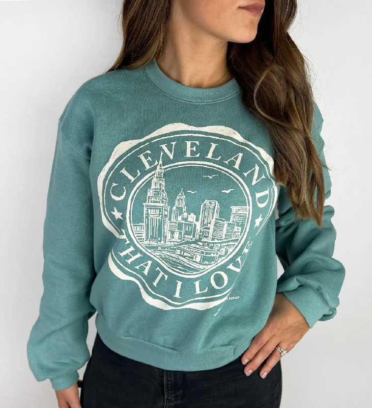 Womens Cleveland Crest Crew Sweatshirt Modern Men's 